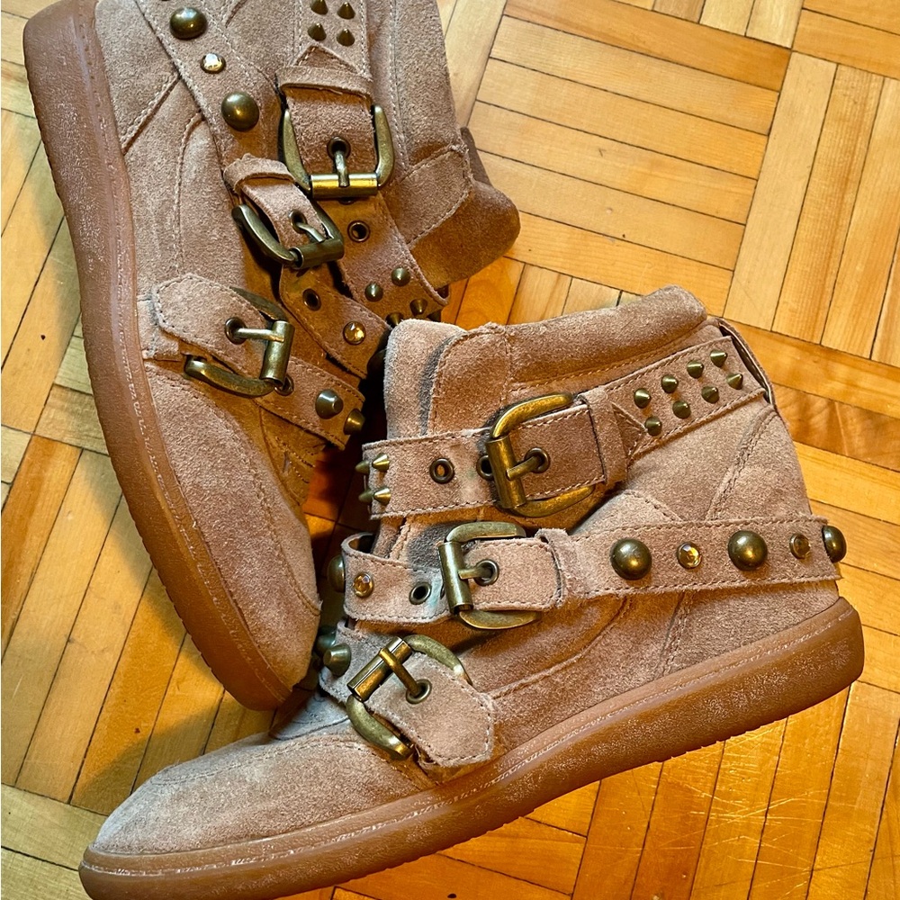 ALDO Taupe Suede Wedge Sneakers – Size US 8
